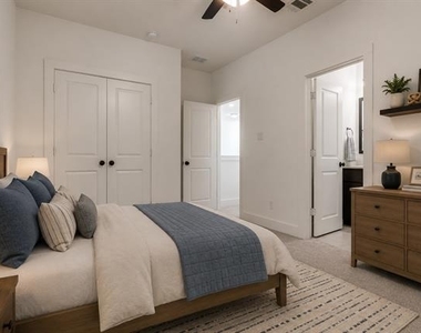 5411 Grand Avenue - Photo Thumbnail 18