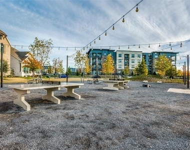 5411 Grand Avenue - Photo Thumbnail 33