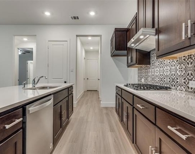 5411 Grand Avenue - Photo Thumbnail 11