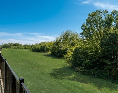 1540 Acmite Avenue - Photo Thumbnail 18