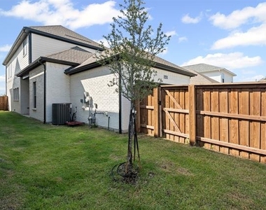14428 Balmoral Place - Photo Thumbnail 25