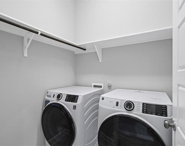 14428 Balmoral Place - Photo Thumbnail 20
