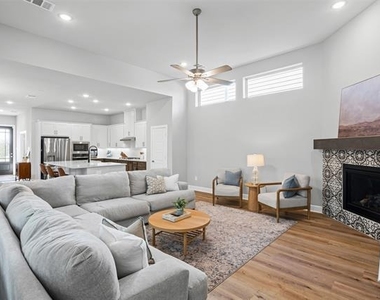 14428 Balmoral Place - Photo Thumbnail 10