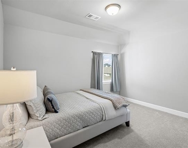 14428 Balmoral Place - Photo Thumbnail 21