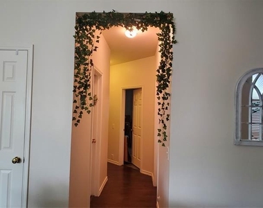 2913 Rush Creek Road - Photo Thumbnail 31