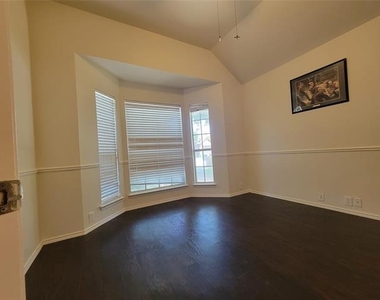 2913 Rush Creek Road - Photo Thumbnail 6