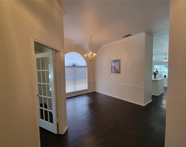 2913 Rush Creek Road - Photo Thumbnail 16