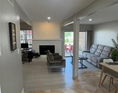 4254 Cuesta Drive - Photo Thumbnail 17