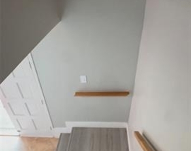 4254 Cuesta Drive - Photo Thumbnail 3