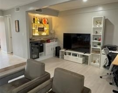 4254 Cuesta Drive - Photo Thumbnail 21