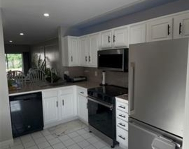 4254 Cuesta Drive - Photo Thumbnail 14