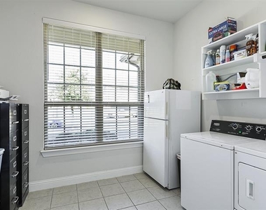 1820 Amazon Drive - Photo Thumbnail 23