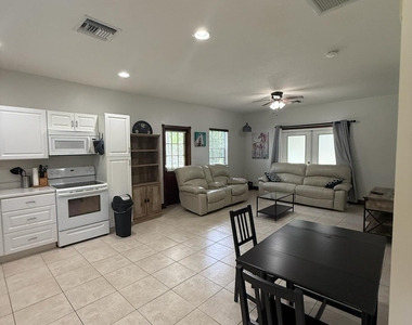 15831 N 44th St Street N - Photo Thumbnail 16