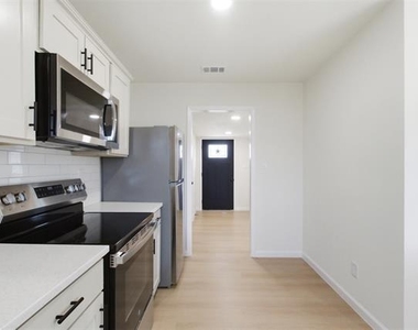 5633 Truitt Street - Photo Thumbnail 13