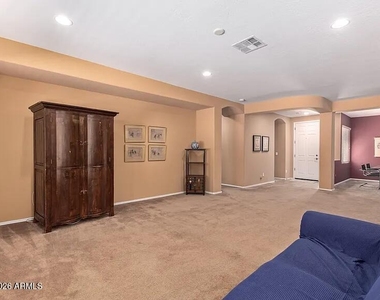 2310 W Spur Drive - Photo Thumbnail 3