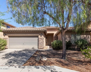 2310 W Spur Drive - Photo Thumbnail 11