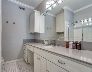 4309 University Boulevard - Photo Thumbnail 25
