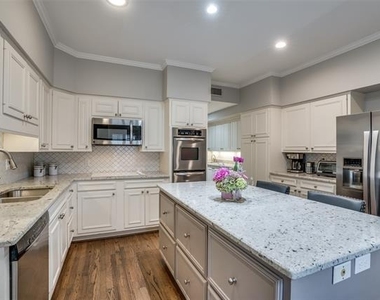 4309 University Boulevard - Photo Thumbnail 13