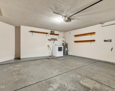 8834 W Purdue Avenue - Photo Thumbnail 21