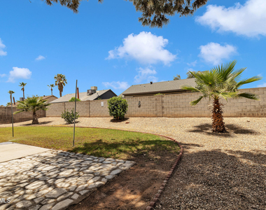 8834 W Purdue Avenue - Photo Thumbnail 24