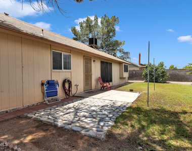 8834 W Purdue Avenue - Photo Thumbnail 25