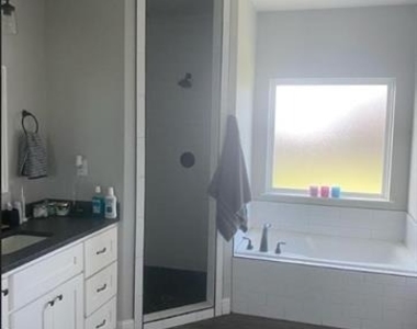 326 Bella Way - Photo Thumbnail 7