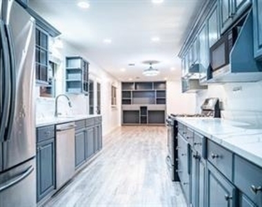 65 Somerset Terrace - Photo Thumbnail 5