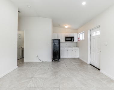 13961 Sw 156th Terrace - Photo Thumbnail 1