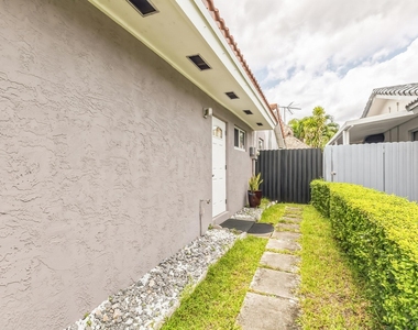 13961 Sw 156th Terrace - Photo Thumbnail 3