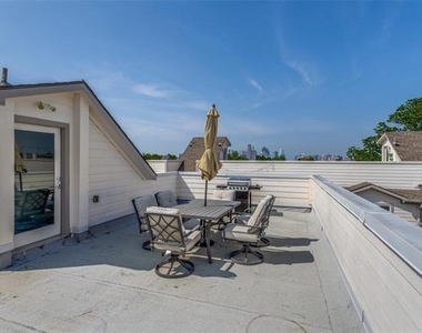 1932 Landon Lane - Photo Thumbnail 1