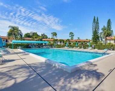 7245 Golf Colony Court - Photo Thumbnail 18