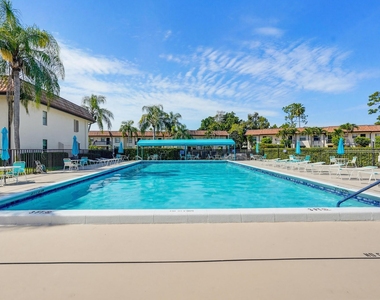 7245 Golf Colony Court - Photo Thumbnail 17