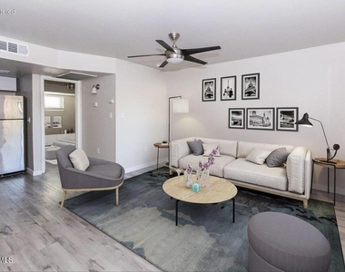 2929 N 38th Street - Photo Thumbnail 2