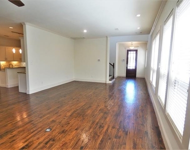 6516 Del Norte Lane - Photo Thumbnail 3