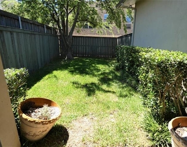 6516 Del Norte Lane - Photo Thumbnail 25