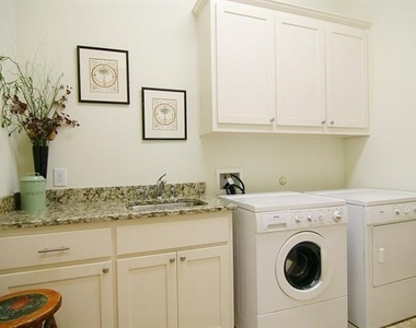 6516 Del Norte Lane - Photo Thumbnail 23