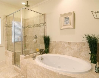 6516 Del Norte Lane - Photo Thumbnail 12