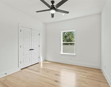 3424 Ladd Street - Photo Thumbnail 12