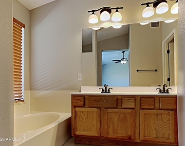 7246 E Naranja Avenue - Photo Thumbnail 15