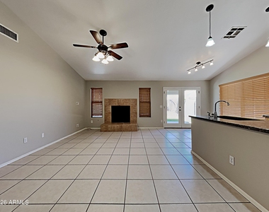 7246 E Naranja Avenue - Photo Thumbnail 3