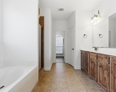 3600 Bright Star Way - Photo Thumbnail 14