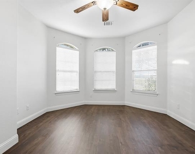 3600 Bright Star Way - Photo Thumbnail 17