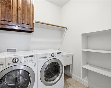 3600 Bright Star Way - Photo Thumbnail 10
