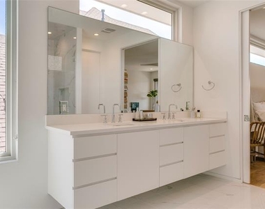 2215 Madera Street - Photo Thumbnail 25