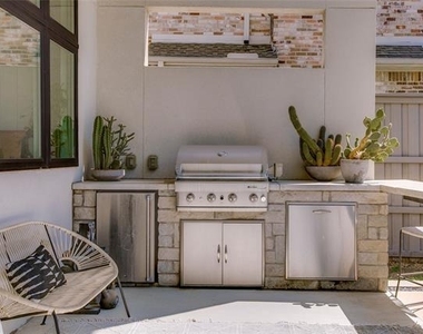 2215 Madera Street - Photo Thumbnail 31
