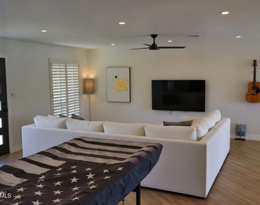 6429 E Jean Drive - Photo Thumbnail 6
