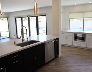 6429 E Jean Drive - Photo Thumbnail 24