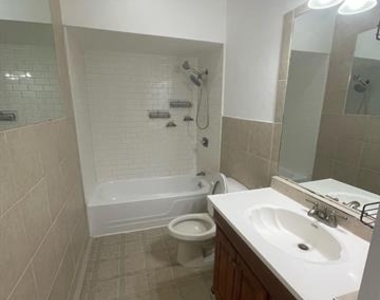 202 S Willomet Avenue - Photo Thumbnail 2