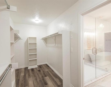 3508 Brees Street - Photo Thumbnail 18