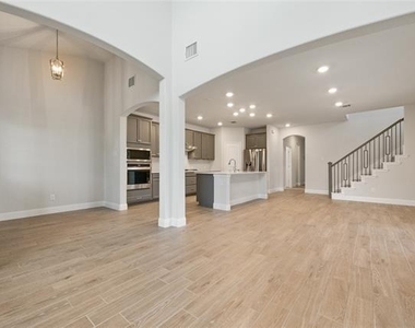 1716 Elise Lane - Photo Thumbnail 12